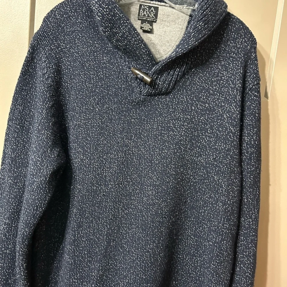 Jos. A. Bank exclusive collection navyblue speckled knit collared sweater toggle
